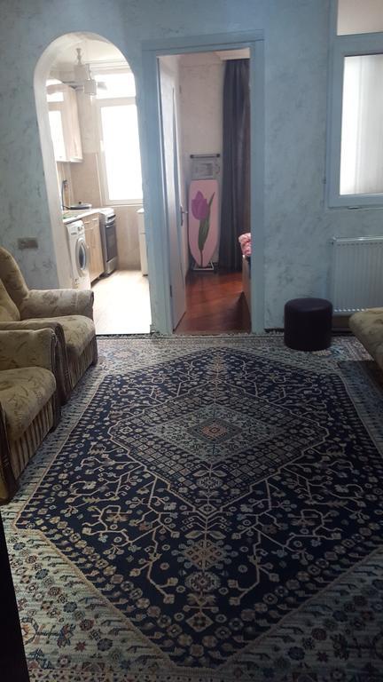 Nini'S Apartments Батумі Екстер'єр фото